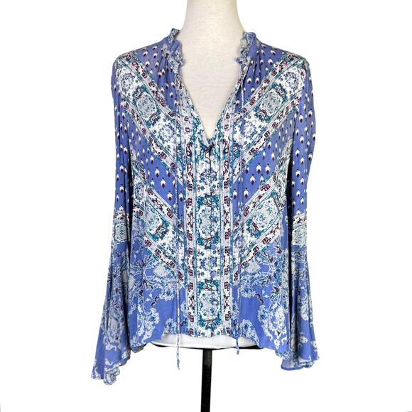Free People Magic Mystery Sky Blue Print Long Flare Sleeve Boho Top - Picture 1 of 11